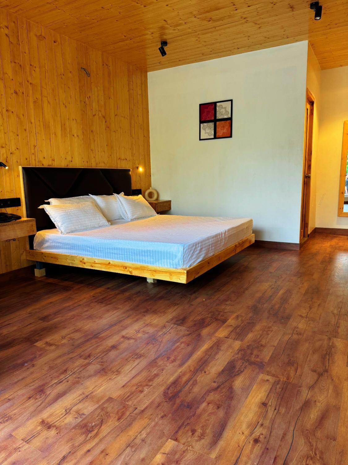 North Woods - Boutique In Haldwani *