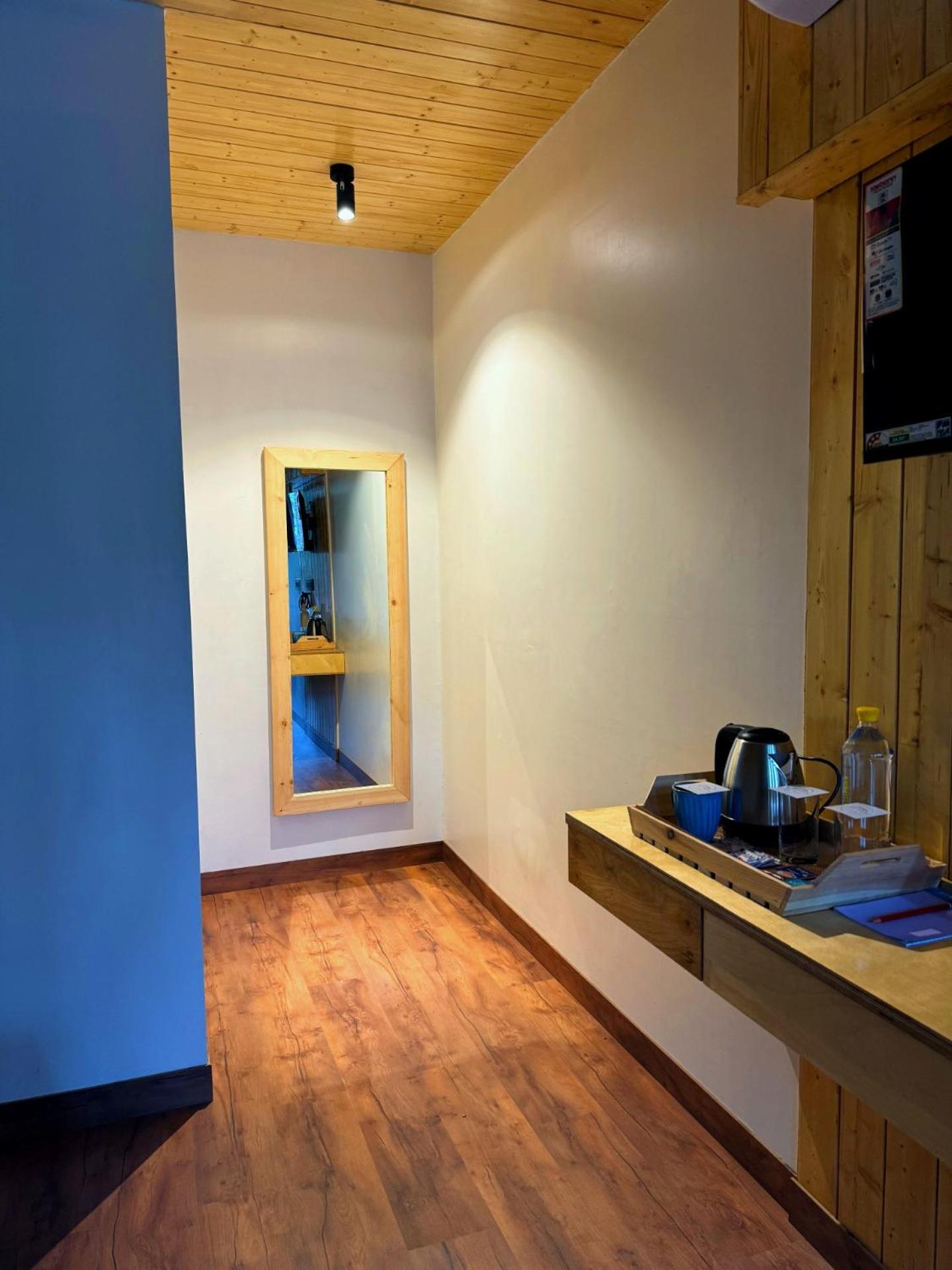 North Woods - Boutique In Haldwani Nainital